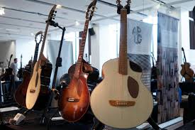 Guitares au Beffroi 2018 : Grand succès du salon des luthiers