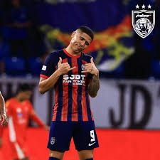 BERGSON MEMBUKTIKAN DIRINYA MASIH BERBISA DAN DIA BERMAIN SEBAGAI "TEAM  PLAYER" YANG SANGAT MENGEMBIRAKAN KAMI