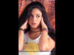 The salon is a place of community, therapy, and ritual for a hair strand that is often overlooked and mistreated. Shakira With Black Hair Her Old Pictures Youtube