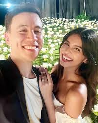 Omg! Congressman Arjo Atayde and Maine Mendoza are now engaged! 💍 “Wait,  whaaaat??? We're engaged?! 🤯,” Maine wrote