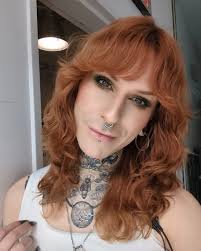 Dottie Rose🌹 (Bee 🐝)