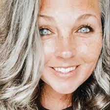 Mandy Conner's Instagram, Twitter & Facebook