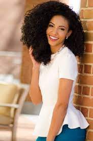 3 Must Have Items To Keep Clothes New White Collar Glam Curly Hair Styles Natural Hair Styles Curly Hair Women