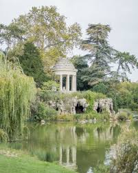 Temple Romantique De L Ile De Reuilly Bois De Vincennes Paris Beautiful Places Paris City Guide