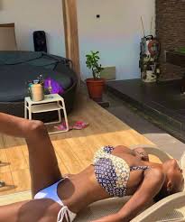 Poupee Mimi - Free pics, galleries & more at Babepedia