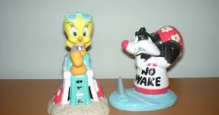 Tweety Bird Salt And Pepper Shakers Warner Brothers Tweety Salt Pepper Shakers Salt And Pepper