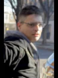 If you live in the area of Hammond St, N. Parker, and the  Pennsylvania/Madison Ave area in the East End of Warren, keep an eye out  for this possible porch pirate. He