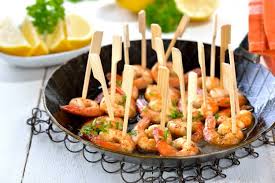 E' bello condividere le ore ed ora vediamo assieme come preparare antipasti di natale facili e veloci ma soprattutto golosi ed invitanti! 10 Antipasti Di Pesce Per Il Cenone Di Natale E Di Capodanno