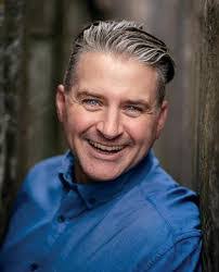 Marianne Benton's Instagram, Twitter & Facebook