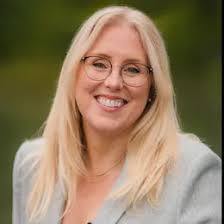 Find Realtors & Real Estate Agents in 97448