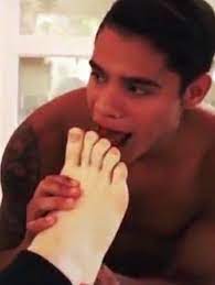 Guy feet lick