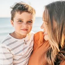 Deborah Slay's Instagram, Twitter & Facebook