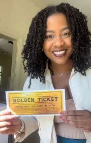 Aisha Carson's Instagram, Twitter & Facebook