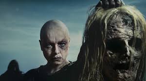 Cliquez ici pour visualiser la bande annonce The Walking Dead Saison 9 Ce Que L Episode 10 Nous A Appris Sur La Chuchoteuse Alpha Nouvelle Mechante De La Serie Spoiler News Series A La Tv Allocine