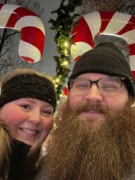 My first 48v Fosi ZA3 has arrived together with a splitter box (to use my  AV front speakers) so now I've had time to put it all together and have a  listen,