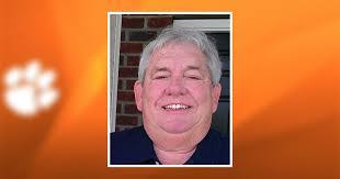 Devon Fairchild's Instagram, Twitter & Facebook