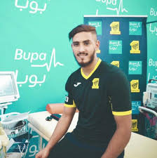 وفي ديسمبر 2012 انضم القرني إلى المنتخب الوطني السعودي في مباراته الوديّة مع المنتخب الإيراني في وانتهت هذه المباراة بالتعادل. Ø§Ù„Ù‚Ø±Ù†ÙŠ Ù„Ù€ Ø¹ÙƒØ§Ø¸ Ø±ÙƒØ¨ØªÙŠ Ø³Ù„ÙŠÙ…Ø© ÙˆØ³Ø£Ø¹ÙˆØ¯ Ù„Ù…Ø±Ù…Ù‰ Ø§Ù„Ø¹Ù…ÙŠØ¯ Ø£Ø®Ø¨Ø§Ø± Ø§Ù„Ø³Ø¹ÙˆØ¯ÙŠØ© ØµØ­ÙŠÙØ© Ø¹ÙƒØ§Ø¸