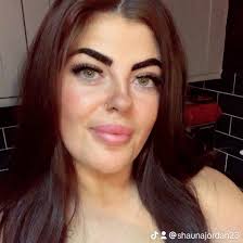 🎉 GIVEAWAY ALERT! 🎉 We're giving away our salt chilli chicken or beef  chow mein to one of our lucky winner tonight ,winner will pick up at  11:30pm! ✨ One bite and