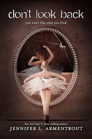 Born shrouded in the veil of the primals, a maiden as the fates promised, seraphena mierel's future has never been hers. Jennifer L Armentrout