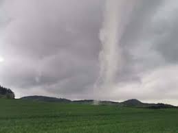 Tornado (browser + tor) apk. Wetter Im Sauerland Tornado Bei Meschede Gesichtet Zeugin Macht Foto Meschede