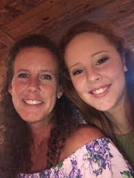 Danielle Lillie's Instagram, Twitter & Facebook