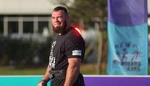 A remporté dimanche 6 mai aux philippines le concours annuel de l'homme le plus fort du monde. L Ukrainien Novikov A Remporte Le Titre De L Homme Le Plus Fort De La Planete