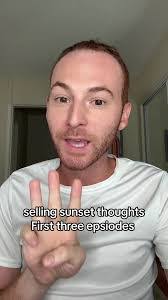 Aaron Burnham's Instagram, Twitter & Facebook