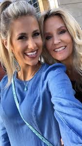 Lauren Leal's Instagram, Twitter & Facebook