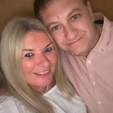 Who does lighting for One Republic concert?