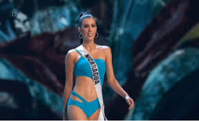 Andrea meza de méxico deslumbró con un impresionante traje rojo con la espalda al descubierto y con más de 40 mil cristales. Una Esplendida Adriana Paniagua En Trajes De Bano Y De Gala En Ronda Preliminar De Miss Universo El Nuevo Diario