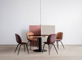 Beetle Dining Chair Front Upholstered Dark Pink Shell Smoked Oak Base Jabana 1 3002 324 Pg4 Gamfratesi Gubi 2 Round Table And Chairs Beetle Chair Chair