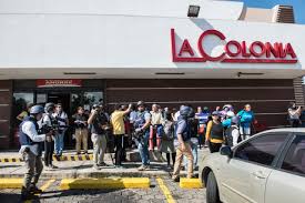 Acompañamos con inmenso cariño a … Doornkaat Koolman