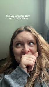 COLIN STOP IT RN #booktok #booktoker #bridgerton #bridgertonnetflix  #colinandpenelope #regencyera #regencyromance #bridgertonreaction  #netflixseries