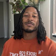 Savannah Sessions's Instagram, Twitter & Facebook