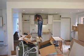 Montage De La Cuisine Schmidt Jour 1 Construction D Une Maison Thomas Et Piron