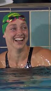 Commentating Australian championships women's through me final @divingaus