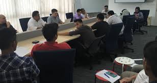 Peserta didik atau lembaga pendidikan dapat tergabung dalam suatu kumpulan besar yang disebut dengan populasi. Our Leadership Team Eureka Efektif Sdn Bhd