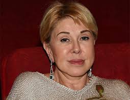 Любовь успенская — по полюшку (2020). Uspenskaya Pohvastalas Dorogoj Sumochkoj Ot Baskova