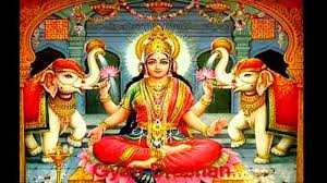 શુક્રવારે આ 1 મંત્ર સાથે કરો લક્ષ્મીજીની પૂજા, ઘરમાં ક્યારેય નહીં રહે ધનની અછત | on friday chant special mantras in the worship of maa vaibhav lakshmi there will be no lack