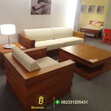 Selain material kayu, meja ruang tamu dengan material bambu juga bisa membuat nuansa ruang tamu minimalis menjadi lebih hidup. Jual Kursi Tamu Minimalis Box Terbaru Jati Jepara Kursi Kayu Ruang Tamu Kab Jepara Beranda Jati Tokopedia
