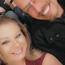 We have another sale for you guys… 🐓🐓BONELESS SKINLESS CHICKEN BREAST  ONLY $1.99/lb🐓🐓 *bags are freezer ready* ⚠️⚠️limit 2 bags per  customer⚠️⚠️ So come shop with us