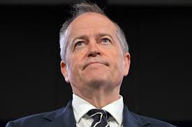 Never accept less' from Services Australia, says Shorten