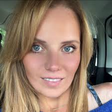 After sustaining a C-5-to-C-6 spinal cord injury in a motocross crash, Bruce  Howerton pivoted