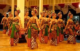 Pengertian seni tari di era ini disebarkan dengan motif. Perkembangan Seni Tari Daerah Sejarah Indonesia Web Sejarah Sejarah Dunia