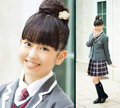 もえ もえ ほ 彼女は中等部1年 森萌々穂 萌ちゃんはさくら学院のぶりっ子お姫様です しかし 彼女はまた非常に賢いです 将来 的に 私は彼女は彼女の賢い側をもっと見せてくれる願っています 顔笑れ 萌々穂 moe moe ho she is 1st year in ju