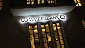 Po vašom boku, na celom svete. Wie Oberaufseher Vetter Bei Der Commerzbank Durchregiert