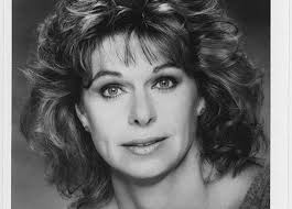 卡罗琳·麦克威廉斯介绍_图片_作品-猫眼电影