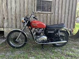 $us 4,000.00 make an offer last update: Restored 1978 Triumph Bonneville T140 Comes Into The Spotlight Looking Glamorous Autoevolution