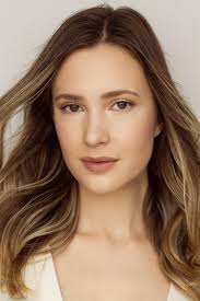 Emma, from slice girls, is the same actress as Missy in the benders, better  known as the crazy redneck family episode : r/Supernatural