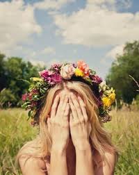 ナチュラルでおしゃれ 海外のかわいい花冠ウェディングヘア画像集 一部作り方あり naver まとめ flower crown flowers flower child